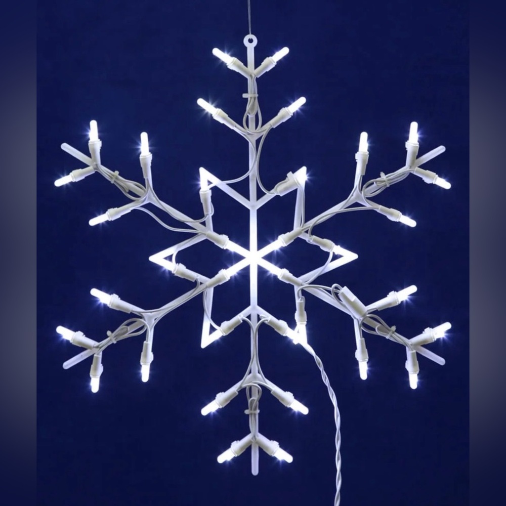 Vickerman 16" Snowflake Wire Silhouette with 35 LED Lights NOB
